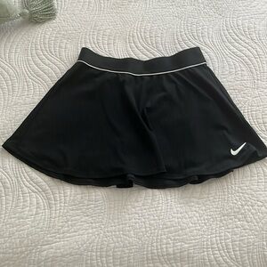 Nike tennis skort